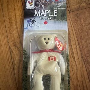 Maple Bear TY beanie original w errors